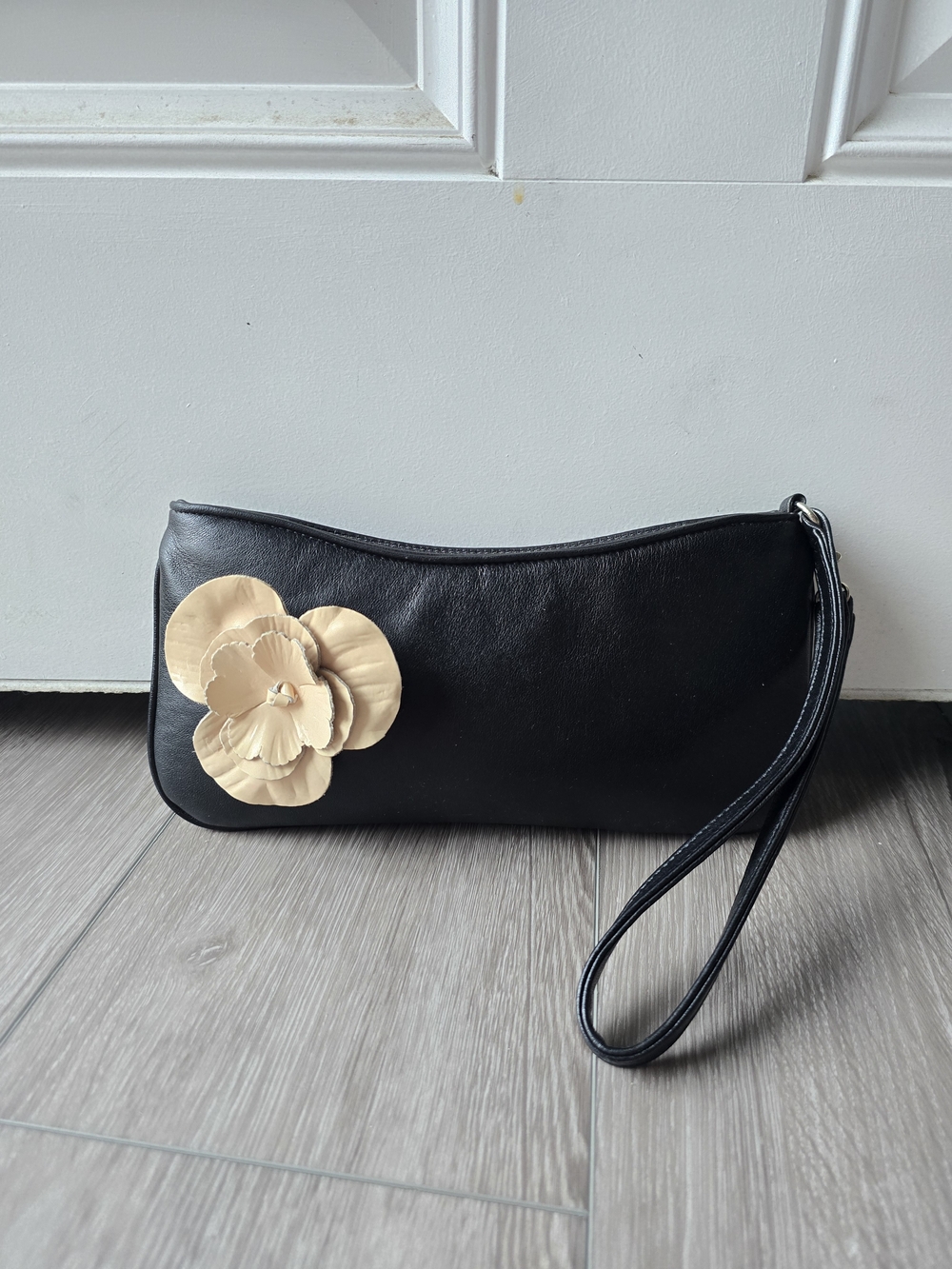 Cache Black Leather Wristlet Clutch Cream 3D Floral Appliqué Y2K Evening Bag